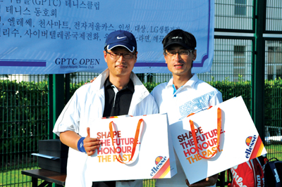 은배 패자조 우승: 이한서, 황보현균