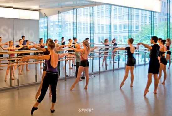 Juilliard+Summer+Dance+Intensive.png